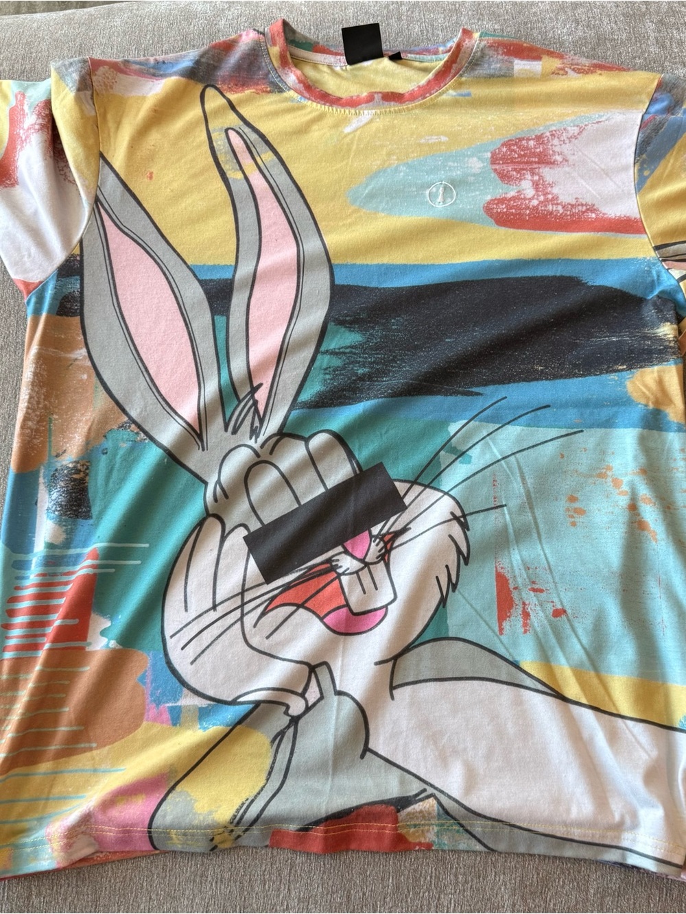 Tango Hotel Colorful Bugs Bunny Men’s Graphic Tee (XL)